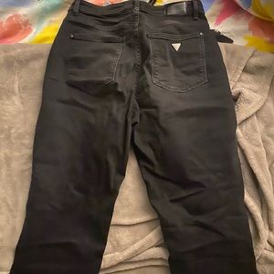 Guess / black patch mom jeans 29x27 taper high rise
